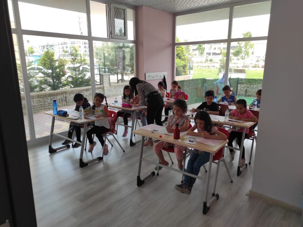 Birebir Eğitim Kurumu Konya Selçuklu öğrenci ve sınıf ortamı